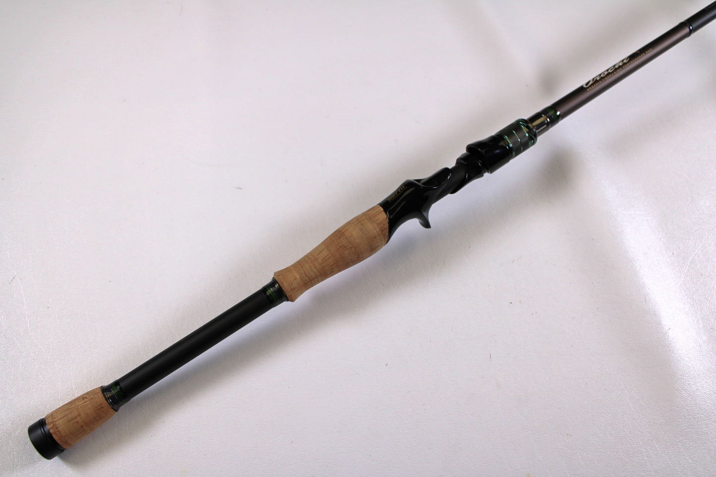 Upgrade your gear with the Megabass Orochi X10 F5-70XT Bandersnatch 7'0" Medium Used Casting Rod—excellent condition—through our Rod and Reel Trade-In Program and earn store credit for your used equipment.
