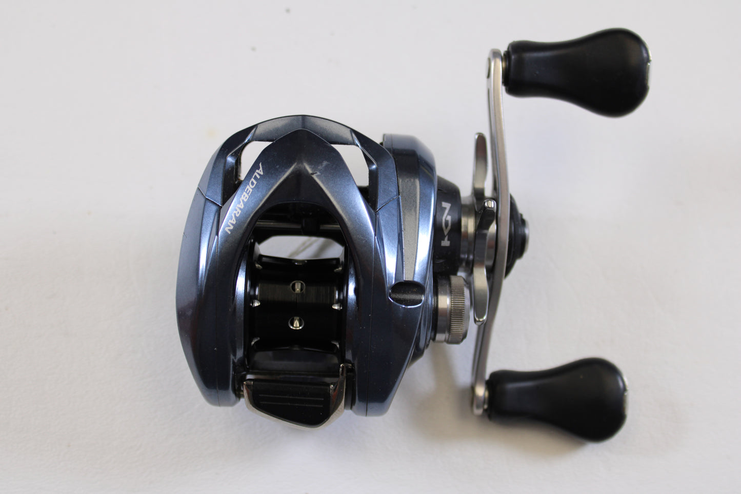 Shimano Aldebaran 30 6.5:1 RH - Used Casting Reel - Good Condition