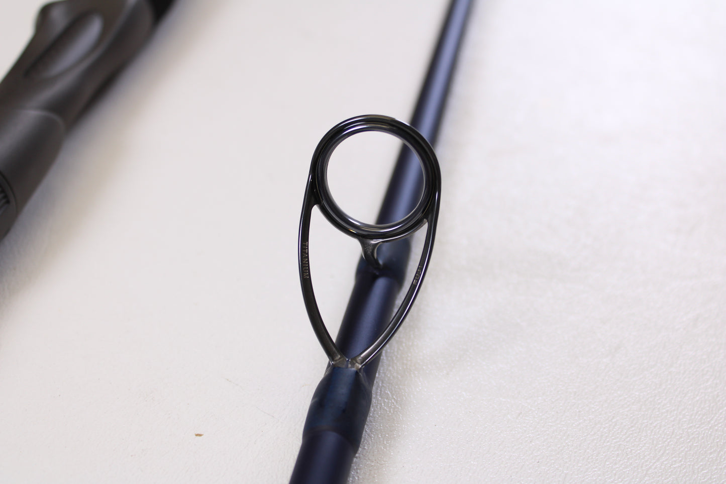 Tsunami SaltX Surf TSSTXIISS872M 8'7" Medium 2 Piece - Used Spinning Rod - Excellent Condition