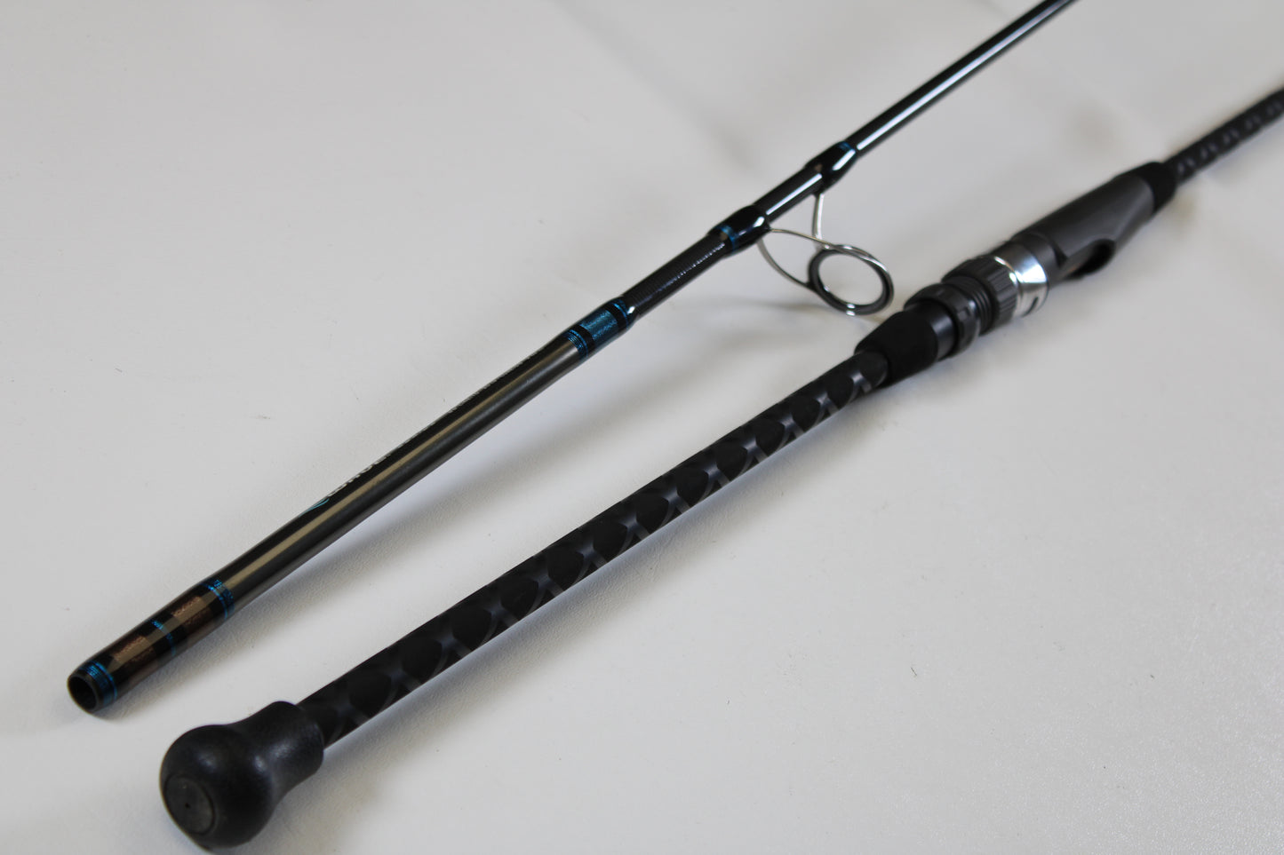 Tsunami Airwave Elite TSAWESS862LT 8'6" Light 2 Piece - Used Spinning Rod - Excellent Condition