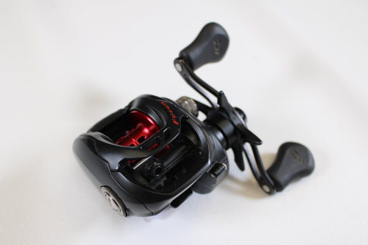 Daiwa Fuego FGCT100XSL 8.1:1 LH - Used Casting Reel - Very Good Condition