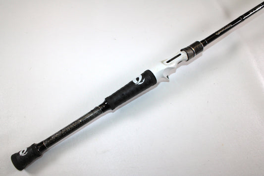 A close-up of the Enigma Ippon EIPN7MB-MH 7'0" Medium Heavy Used Casting Rod in excellent condition—ideal for those interested in our Rod and Reel Trade-In Program or shopping used gear from Enigma.