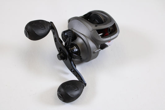 13 Fishing Inception 6.6:1 RH - Used Casting Reel - Good Condition