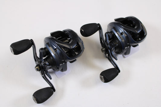 Ark Gravity G3 G3105 5.4:1 RH and Ark Gravity G3 G3106 6.4:1 RH - Used Casting Reels - Excellent Condition