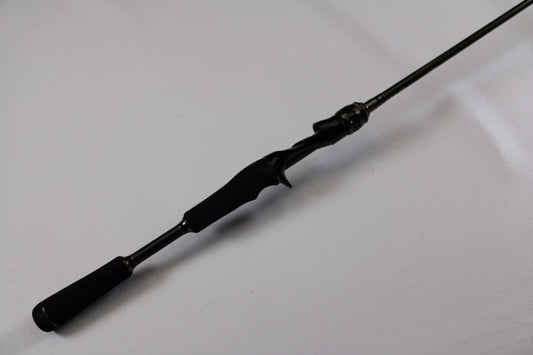 Upgrade your gear with the Megabass Levante F3-66LV Used Casting Rod in excellent condition—eligible for our Rod and Reel Trade-In Program to earn store credit.