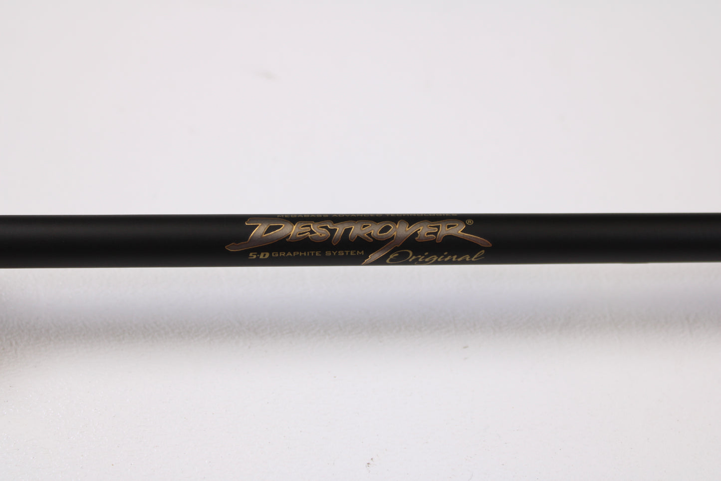 A used Megabass Destroyer P5 F2.1/2-611X Kasumi Six Eleven 6’11” Medium Light Casting Rod in excellent condition—eligible for our rod and reel trade-in program, making it easy to upgrade your used gear.