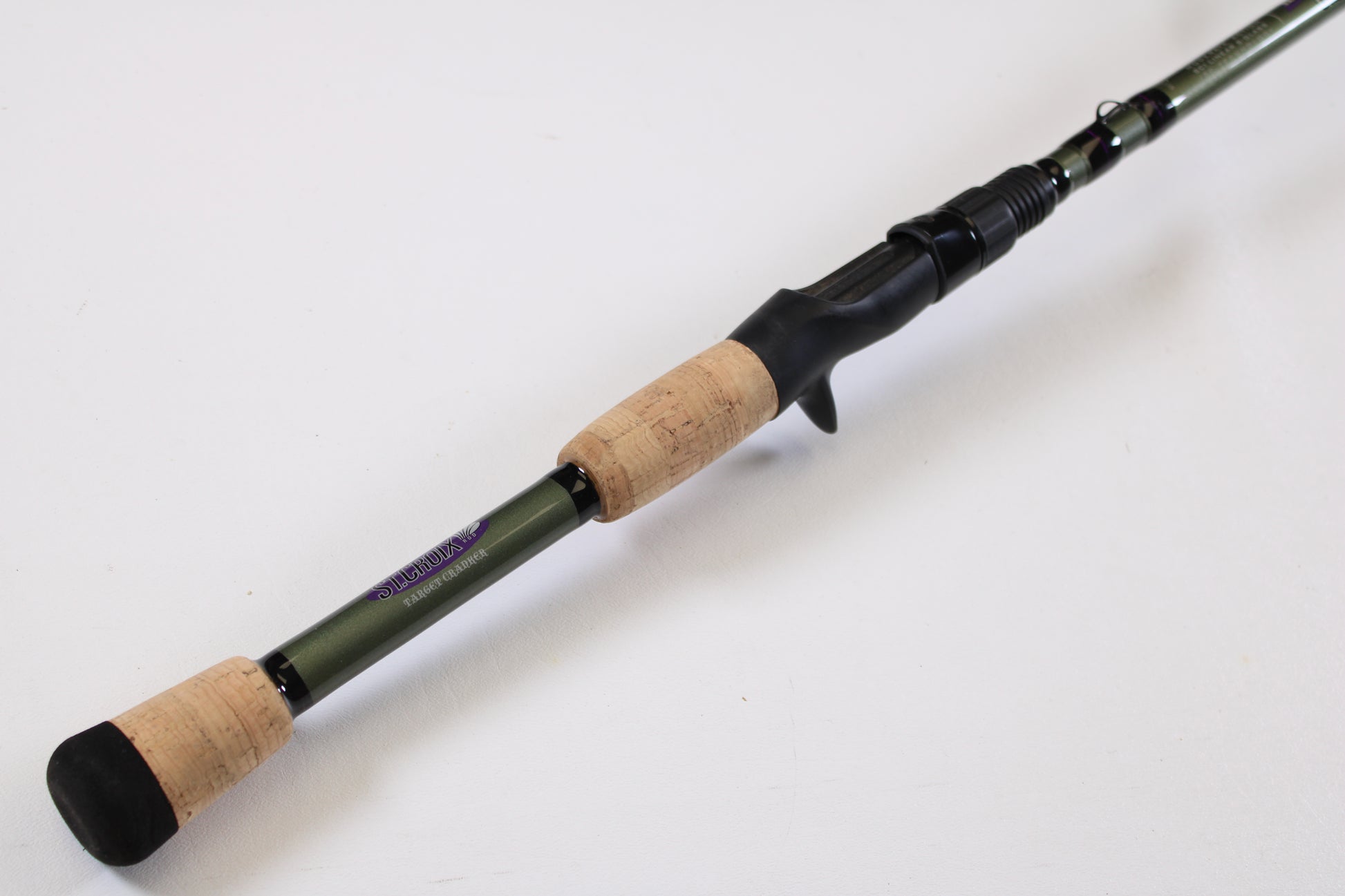 A close-up of the St. Croix Mojo Bass MGC610MM Target Cranker 6'10" medium casting rod—used but in excellent condition—perfect for those interested in quality pre-owned gear or looking to trade in a rod and reel.
