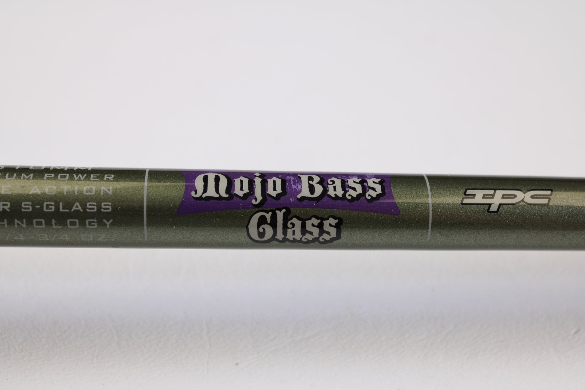 A close-up of a St. Croix Mojo Bass MGC610MM Target Cranker 6'10" Medium Used Casting Rod—excellent condition—great for anglers upgrading gear or using store credit from a recent rod and reel trade-in.