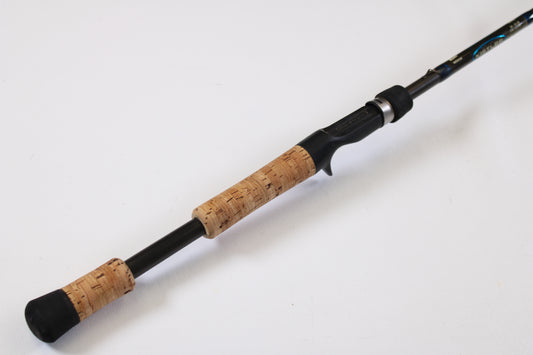 The Kistler Helium HE702M 7'0" Medium Used Casting Rod (Very Good Condition) by Kistler is available—ideal for upgrading with our Rod and Reel Trade-In program or shopping quality pre-owned gear.