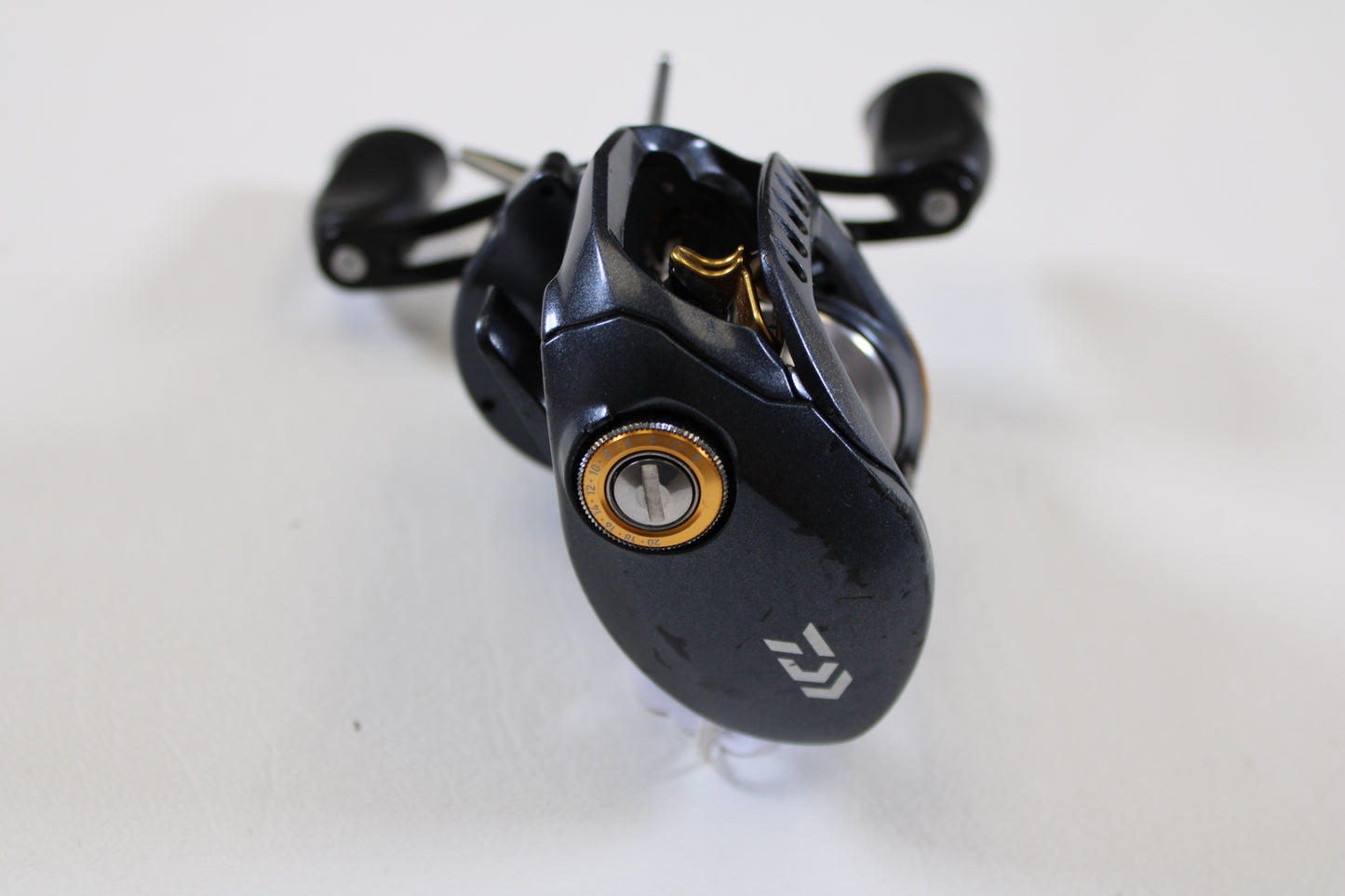 Daiwa 15 Zillion TW 1516L 6.3:1 RH - Used Casting Reel - Good Condition