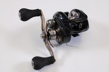 Lew's BB1 Pro PRS1SHZ 7.1:1 RH - Used Casting Reel - Excellent Condition