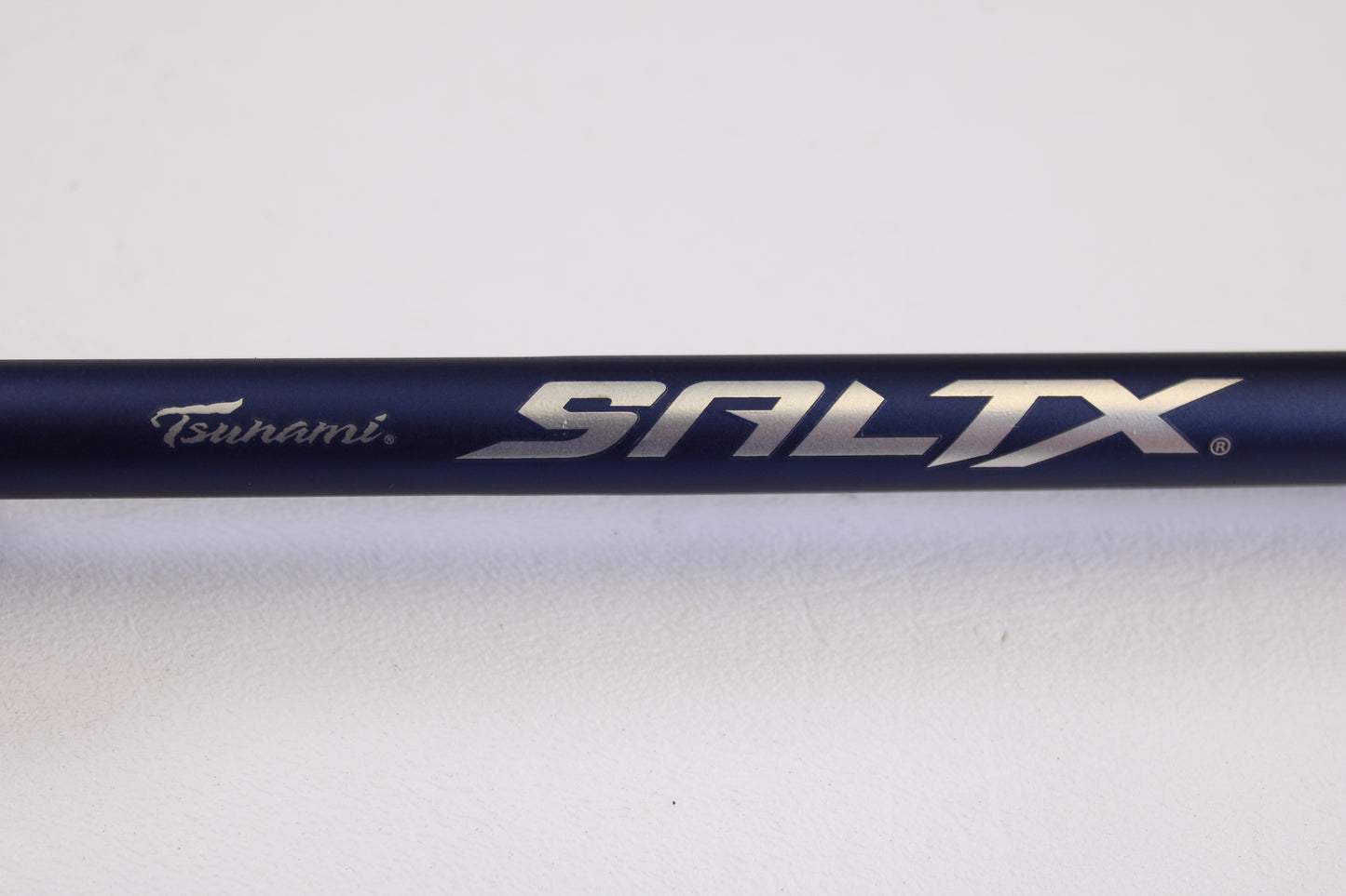 Tsunami SaltX Surf TSSTXIISS872M 8'7" Medium 2 Piece - Used Spinning Rod - Excellent Condition